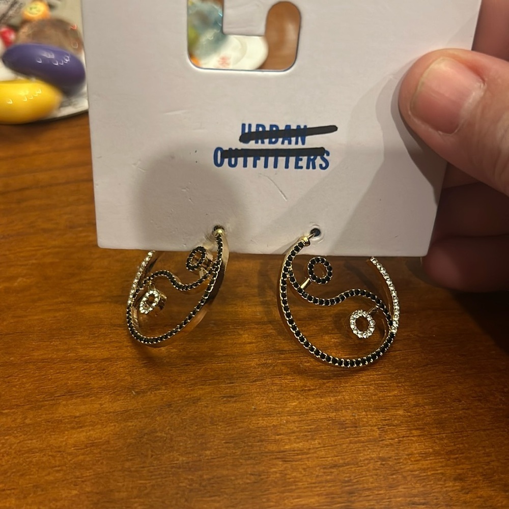 Urban Outfitters Yin and Yang Hoop Rhinestone Earrings Gold Tone NEW